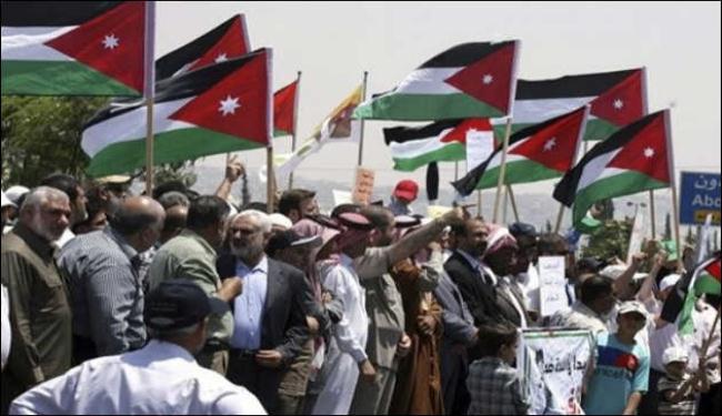 المعارضة الاردنية تنهي اعتصامها على وقع الهتافات 