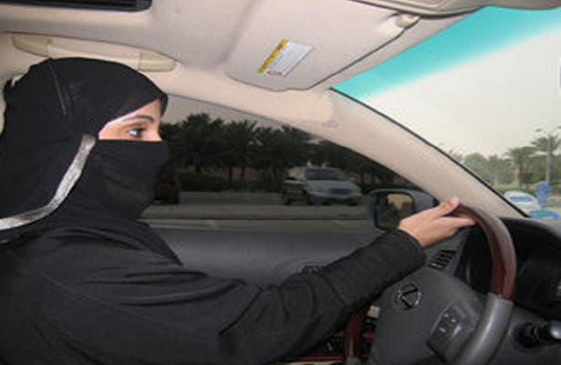 مبارزه زنان عربستان براي حق رانندگي