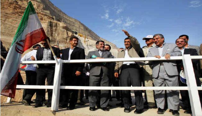 بدء عملية خزن المياه لاعلى سد ترابي في ايران