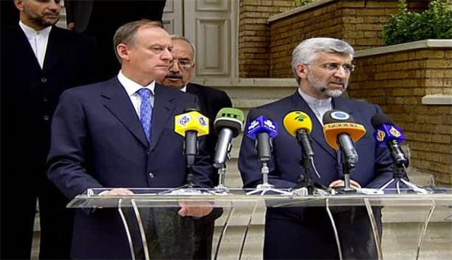 جليلي: نساعد علي تطوير المقترحات الروسية