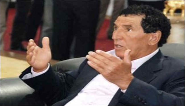 جلود يصف القذافي بالطاغية ويدعو قبيلته للتبرؤ منه