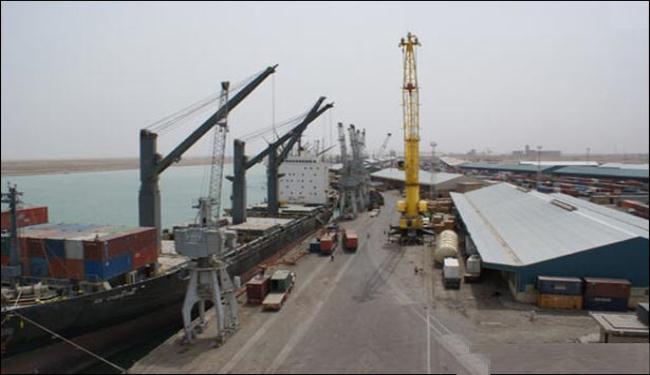 تهديدات عراقية بالتعامل عسكريا مع ميناء مبارك