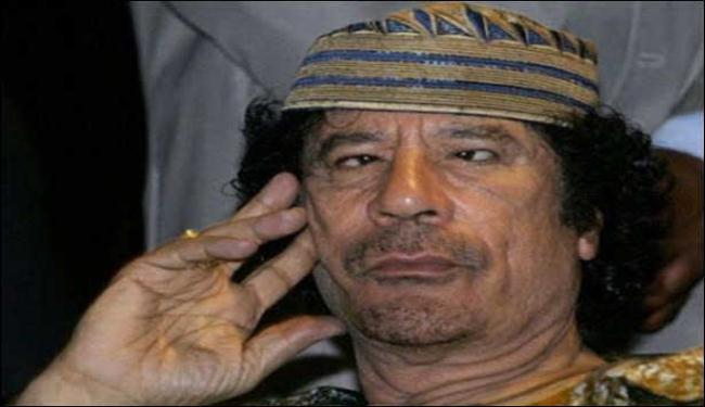 وكالة: موكب قد يكون نقل القذافي للجزائر