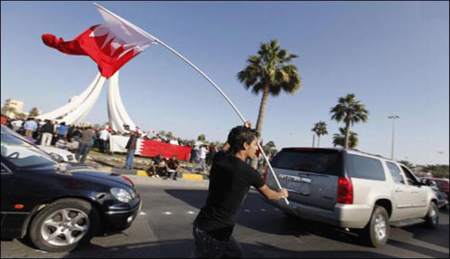 البحرينيون يعودون لميدان الشهداء لاسقاط النظام