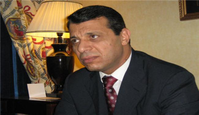 عباس يأمر بسجن دحلان فور وصوله للضفة