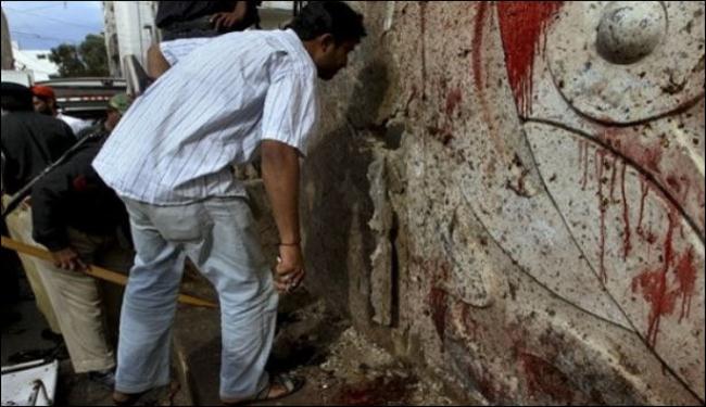 مقتل شخصين في انفجار دراجة نارية بكراتشي