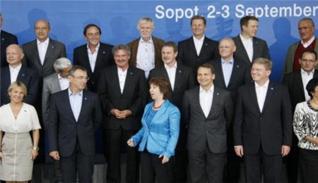 الاتحاد الاوروبي يفرض حظرا على استيراد النفط السوري