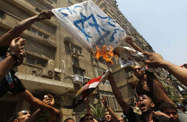 دیوار حائل صهیونیست ها در قاهره