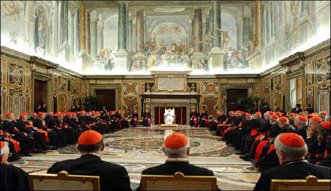 ضحايا التحرش الجنسي يرفعون دعوى ضد البابا