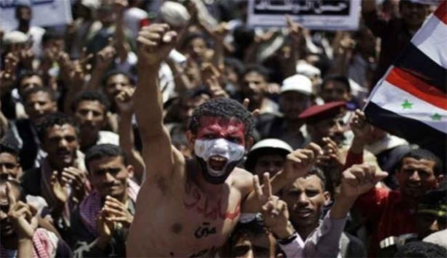 سياسي يمني يندد بالتدخل القطري السعودي ببلاده 