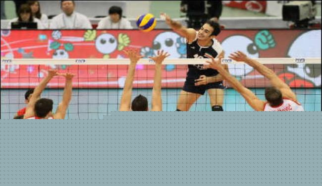 إيران تفوز على صربيا ببطولة العالم للكرة الطائرة