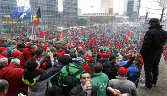 الاف البلجيكيين يحتجون على اجراءات التقشف