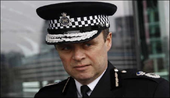 البحرين تستعين بضابط بريطاني لتأهيل شرطتها 