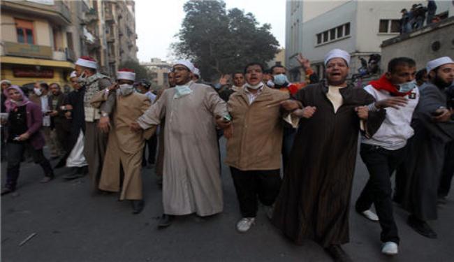 ولايتي: مصطلح (الربيع العربي) تشبيه بالثورات الملونة