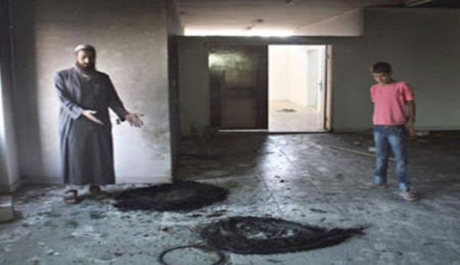 المستوطنون يحرقون مدخل مسجد شمال الضفة