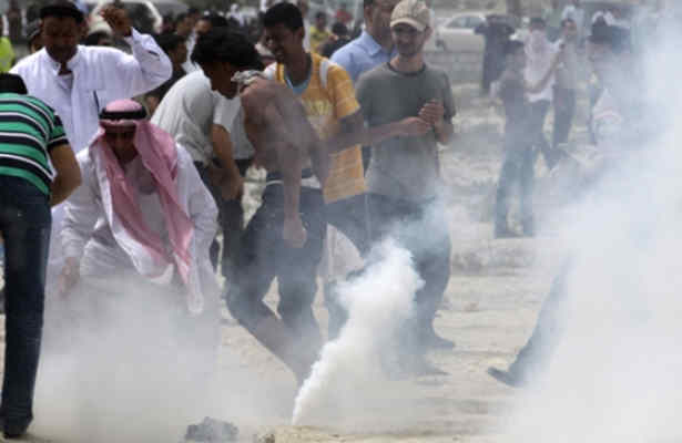 حمله دوباره پليس بحرين به تظاهرکنندگان