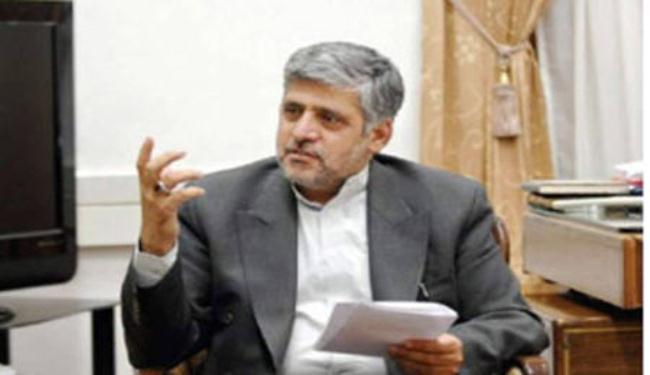 طهران تقف مع دمشق في مواجهة الضغوطات