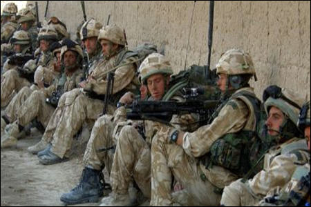 نظامیان آمریکایی در افغانستان به جان هم افتاده اند
