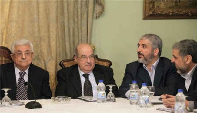عباس يأمر باعادة تشكيل اللجنة الانتخابية