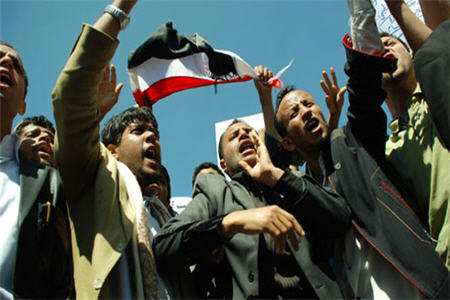 كشته و زخمي شدن 104معترض يمني