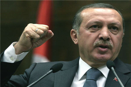ادعاهای مذهبی اردوغان و مرگ دمکراسی
