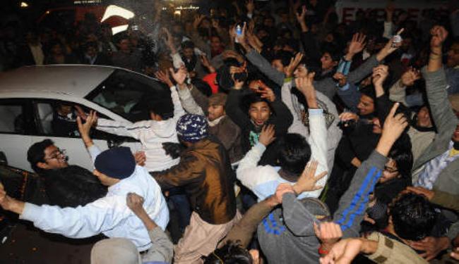 63 قتيلا وجريحا في باكستان باحتفالات العام الجديد