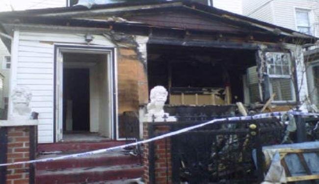 هجمات بقنابل حارقة على مسجد في نيويورك