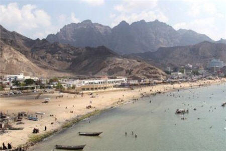 غرق شدن 17 نظامي يمني در درياي سرخ 