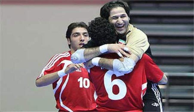 إيران تحتفظ بموقعها العالمي بالكرة الخماسية