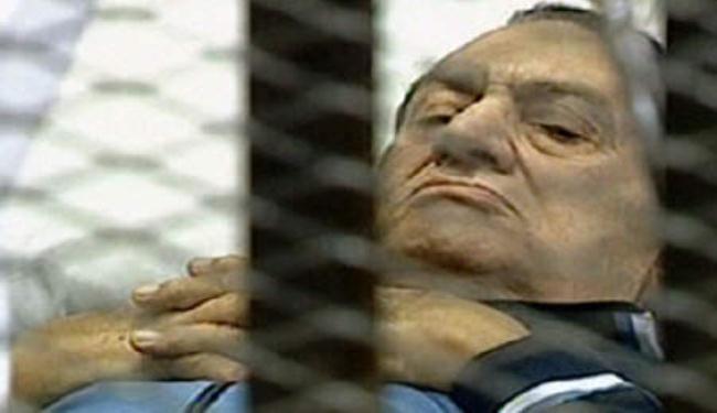 رفع جلسة محاكمة مبارك بعد حدوث مشادات كلامية