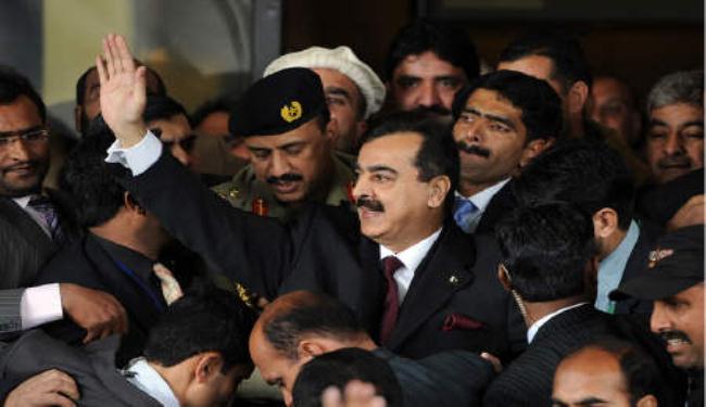 رئيس الوزراء الباكستاني يمثل أمام القضاء