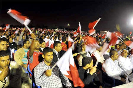 تأکید ده‌ها هزار بحرینی بر ادامه انقلاب