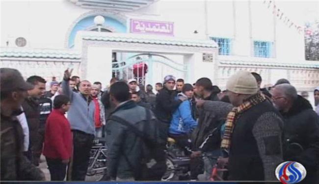 إستمرار الإحتجاجات المعيشية بتونس والحكومة تدعو للحوار