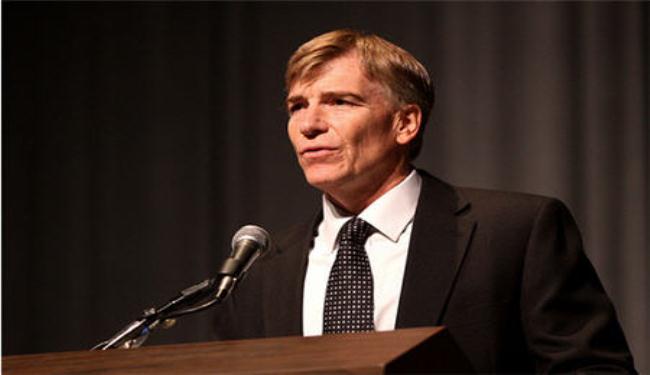 كاتب أميركي: العقوبات ضد ايران غير مجدية