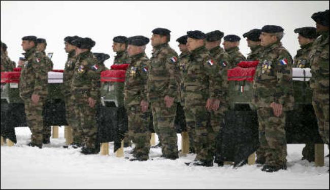 فرنسا تعلق العمليات العسكرية في أفغانستان