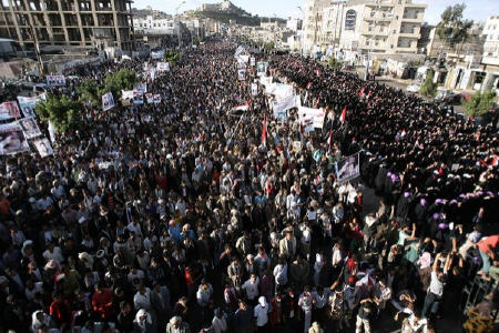 تأکید میلیونها یمنی بر ادامه انقلاب