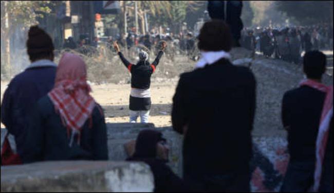 مصر: مجزرة بور سعيد تحاصر المجلس العسكري