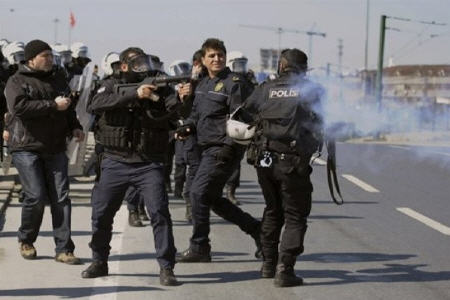 درگیری خونبار پلیس ترکیه درایام نوروز