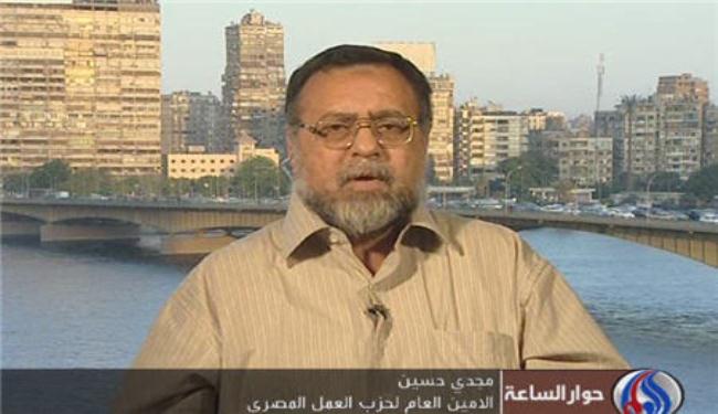 سياسي مصري: العسكريون يسعون الى السلطة