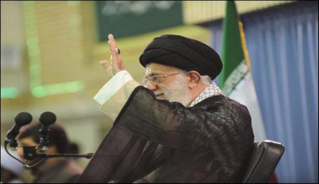 آية الله خامنئي يدعو للتمسك بالتقوى والحجاب
