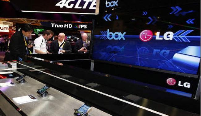 هاتف جديد من (إل.جي) بتقنية ثلاثية الأبعاد