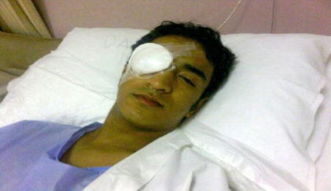 السلطات البحرينية تعتقل مصابا بالمستشفى قبل إزالة 