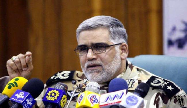 ايران تجري مناورات 