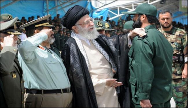 قائد الثورة الاسلامية: جبهة الاستكبار تتجه نحو الزوال