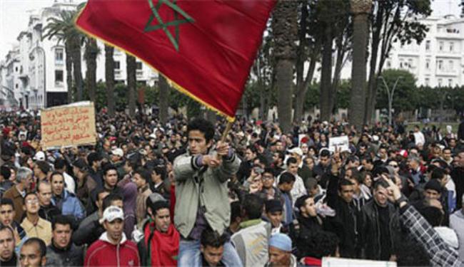 عشرات الالاف يتظاهرون ضد الحكومة في المغرب