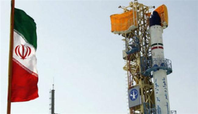 ايران تطلق صاروخ 