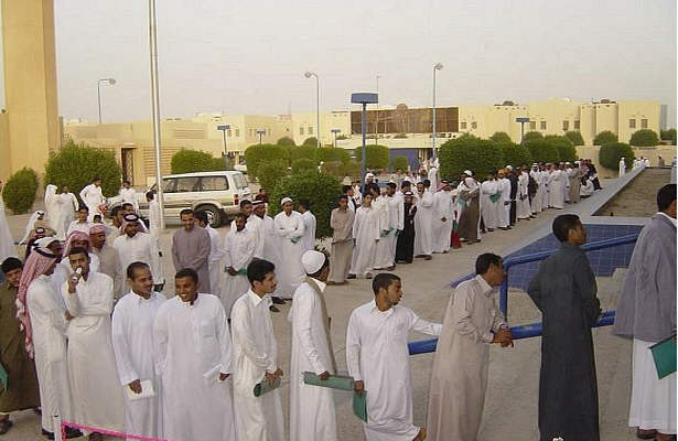 بیکاری فراتر از 40 درصد در عربستان/90 درصد زندانیان مدرک دانشگاهی دارند