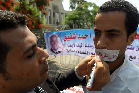 اشتباهات انقلاب مصر