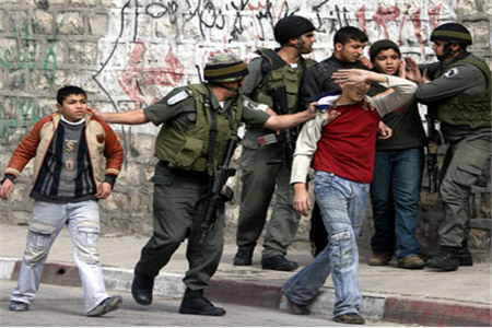 کودکان فلسطینی مانند تروریستها بازداشت می شوند