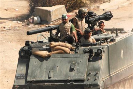 درگیری ارتش لبنان با عناصر مسلح در مرز سوریه